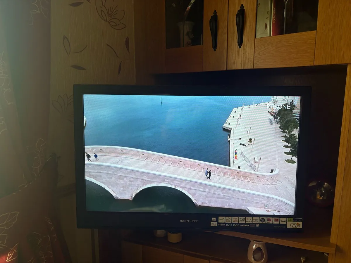 TV - Image 1
