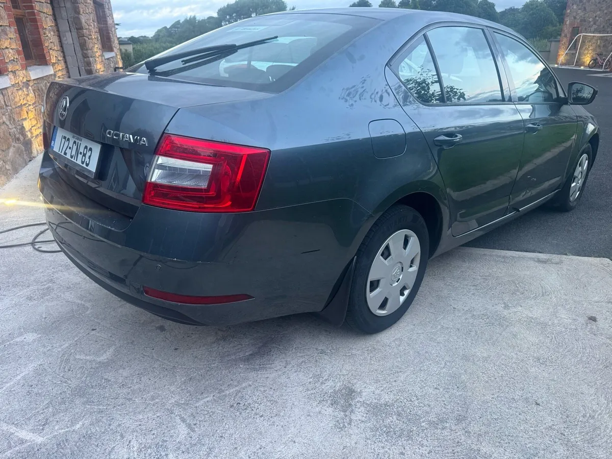 Skoda Octavia ( drive home ) - Image 2