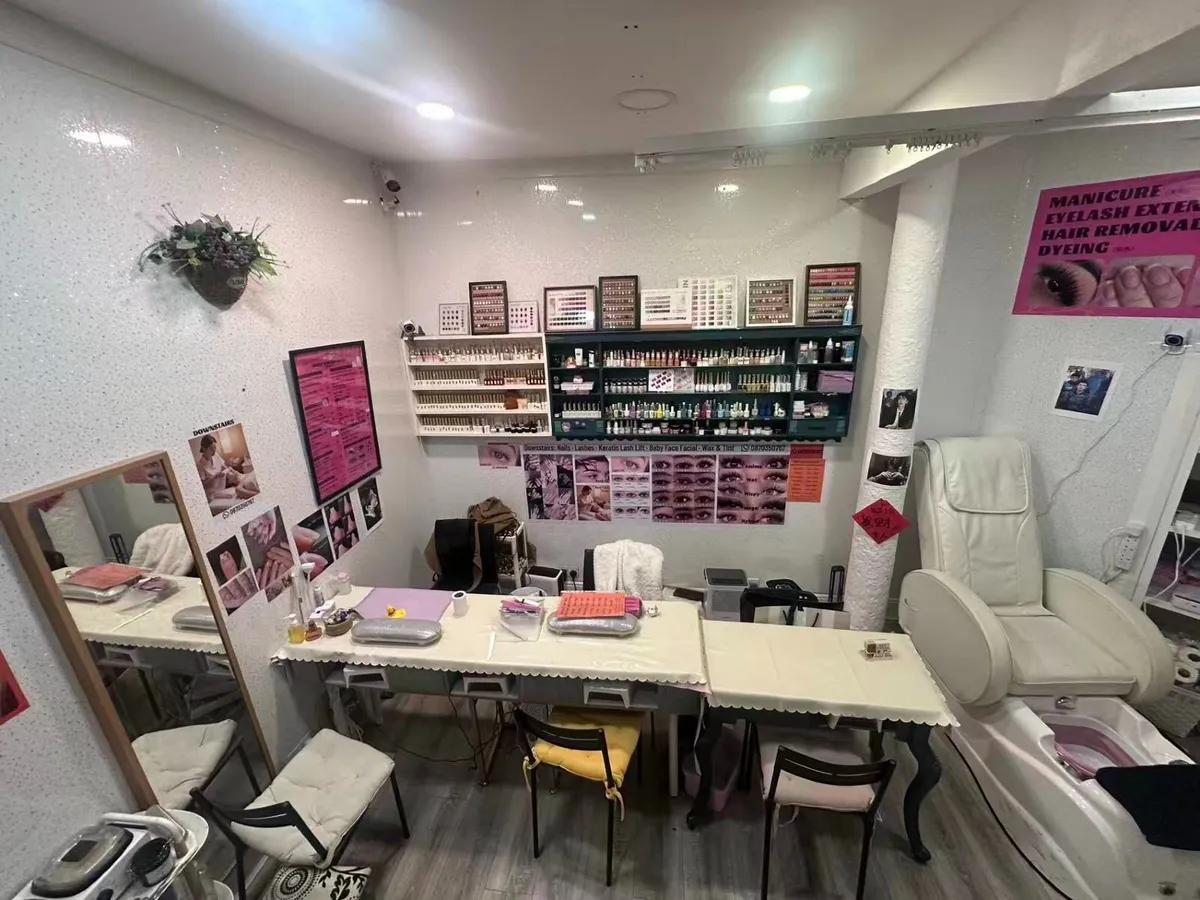 nail salon for sale - Image 4
