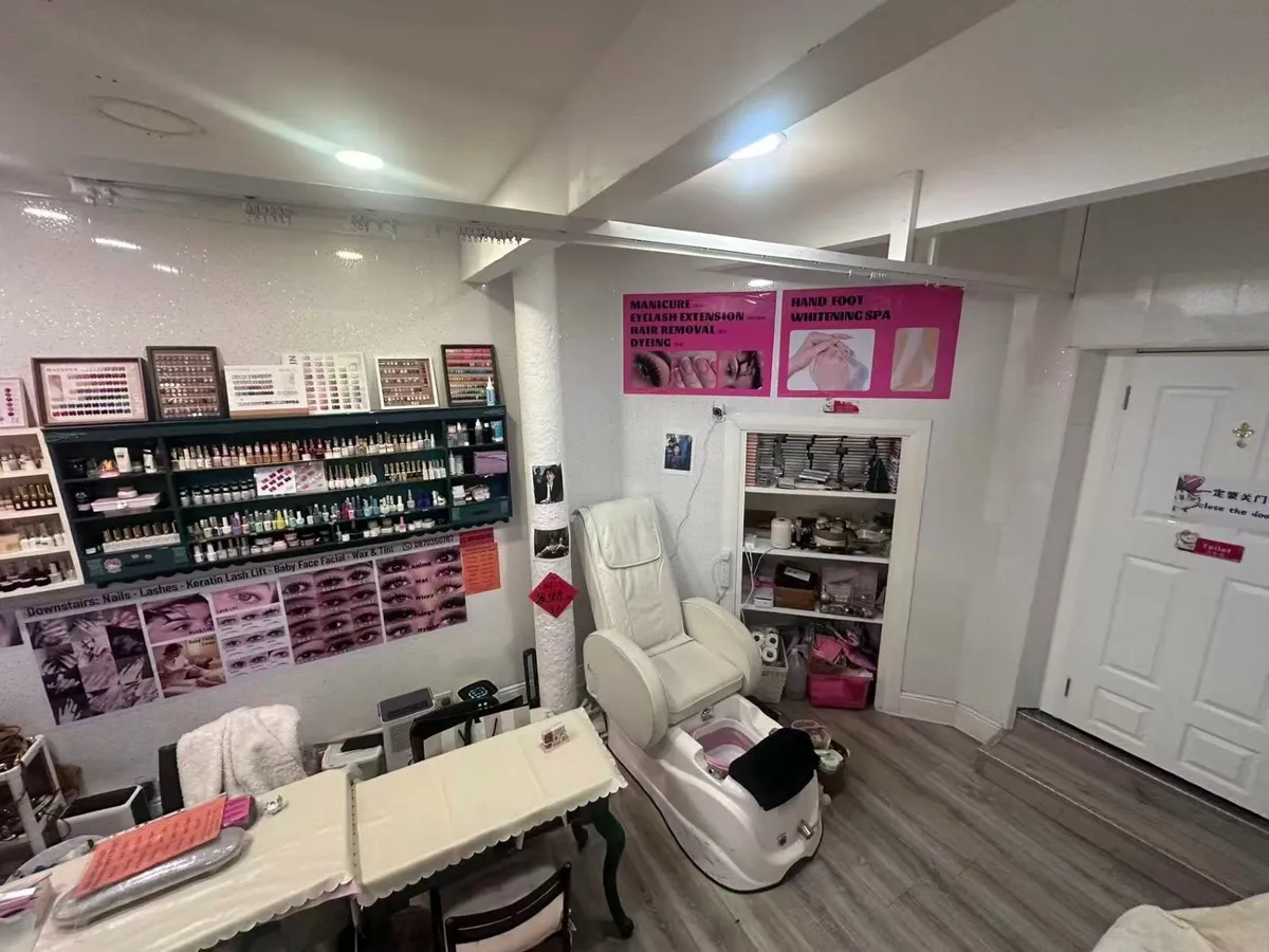 nail salon for sale - Image 3