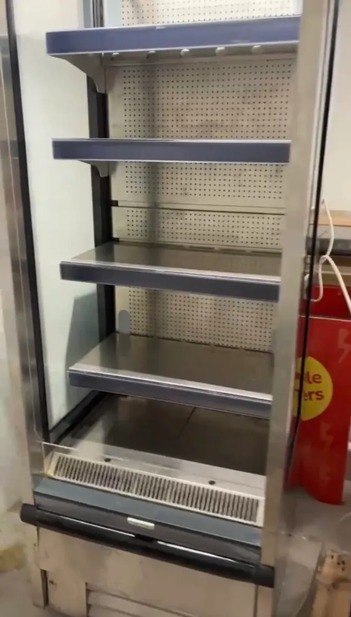 Grab and go fridge - Image 4