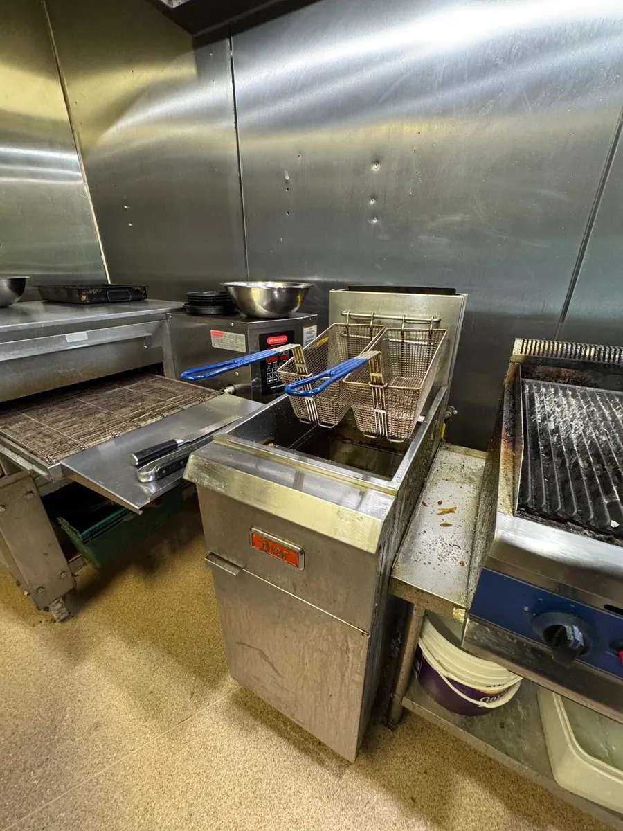 Fridge triple door fryer kebab mashine - Image 2
