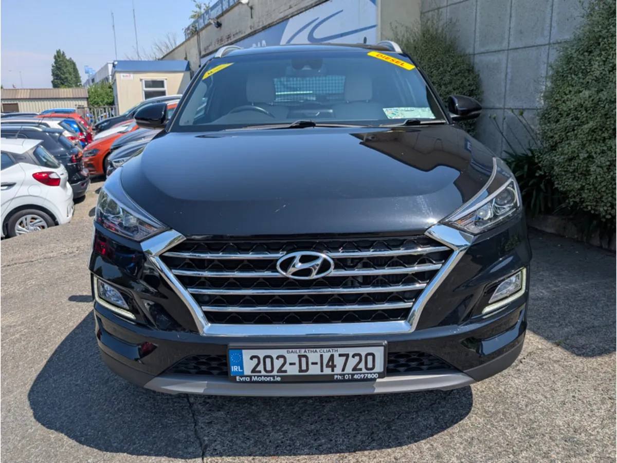 Hyundai Tucson TUCSON EXECUTIVE MHEV 1.6L DIESEL M - Image 2