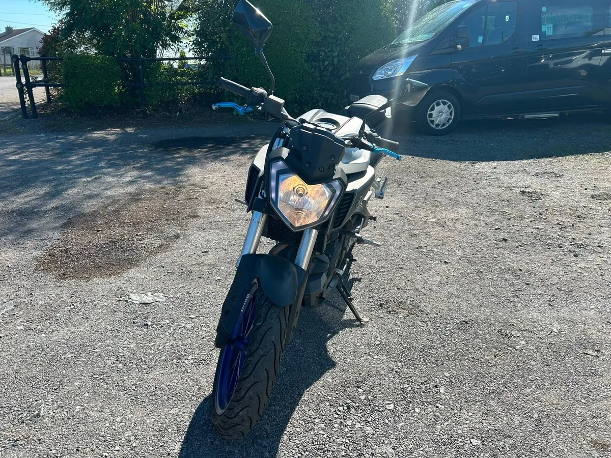 Yamaha Motorbike - Image 3