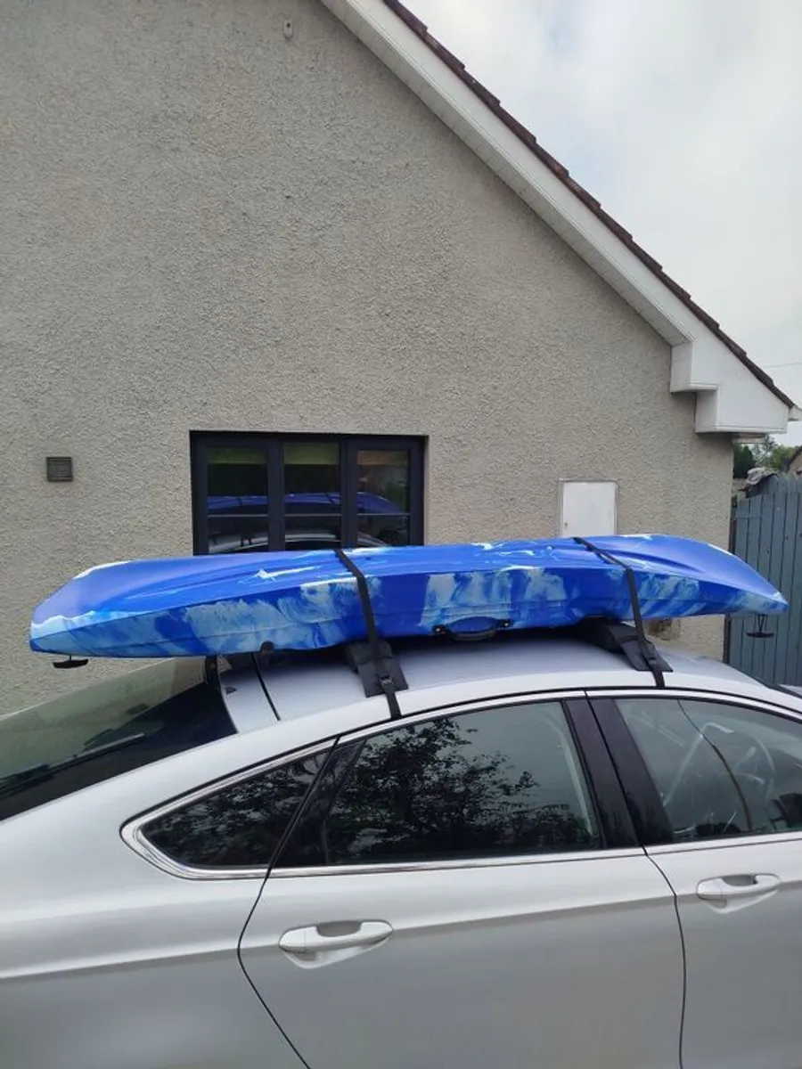 Kayak & Extras - Image 1