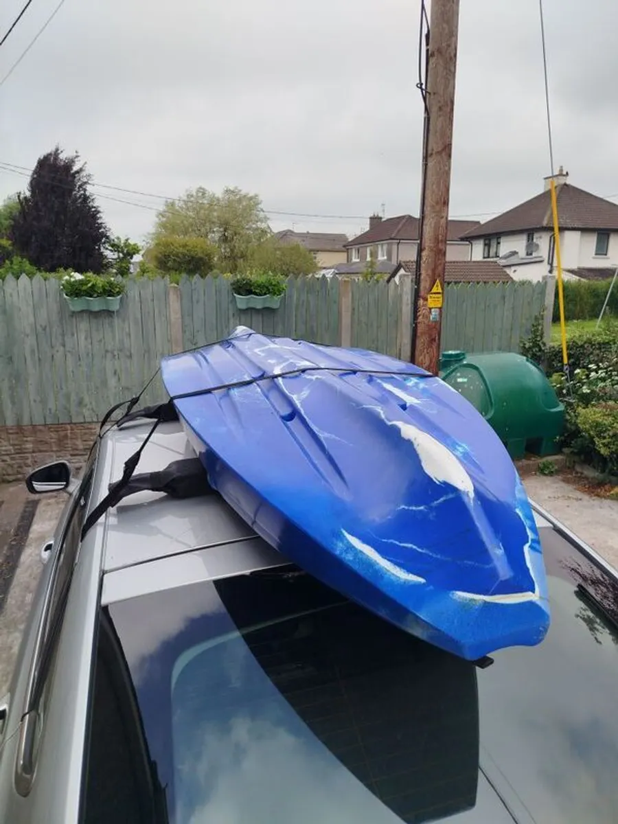 Kayak & Extras - Image 2