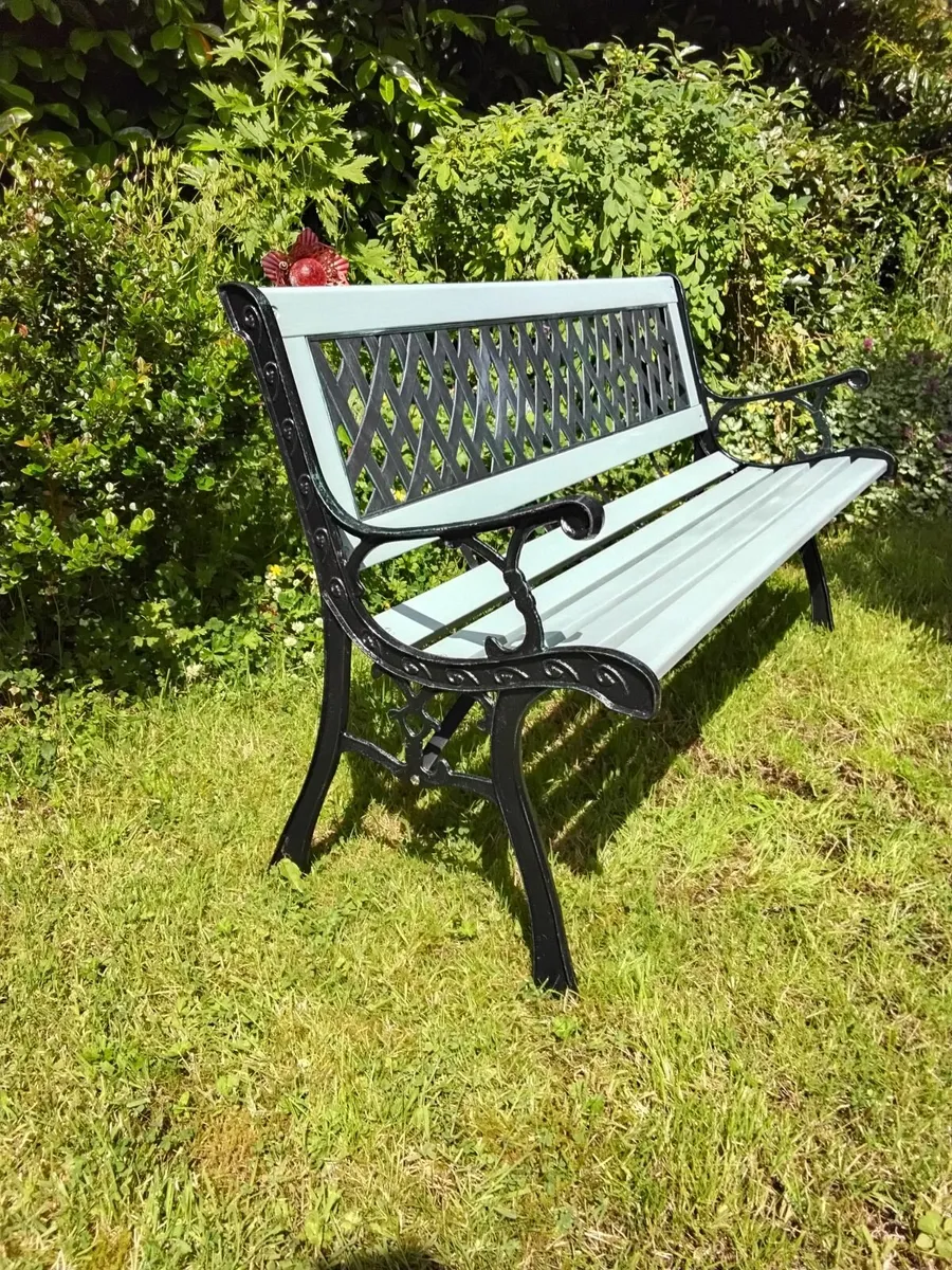 Garden bench - Image 1