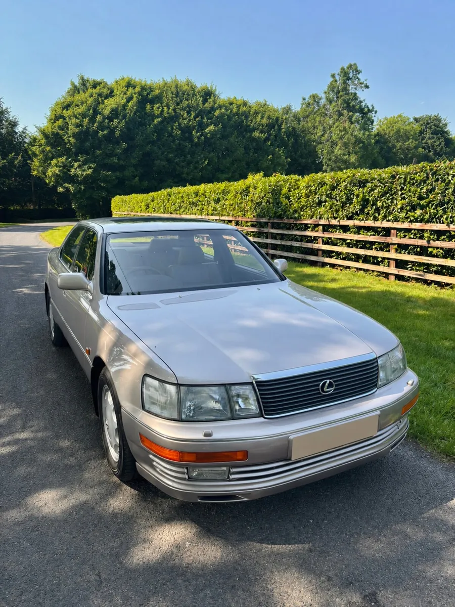 Lexus LS400 (Exceptional low mileage car) - Image 2