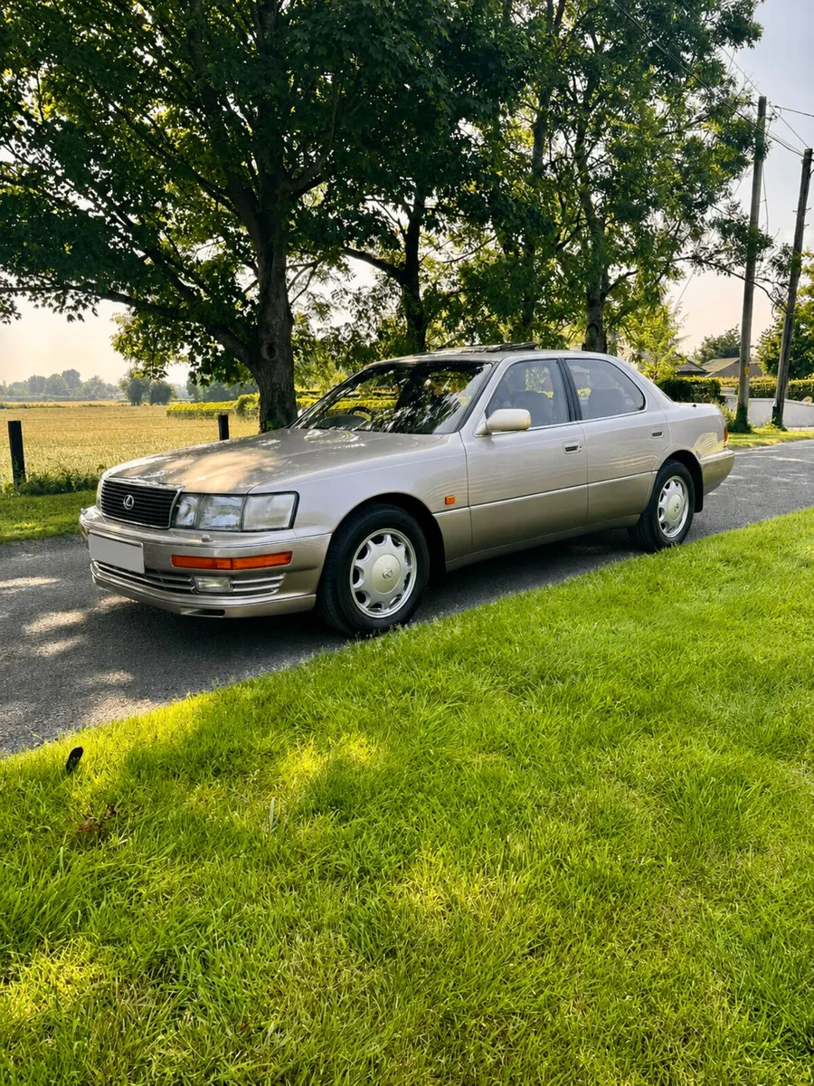 Lexus LS400 (Exceptional low mileage car) - Image 1