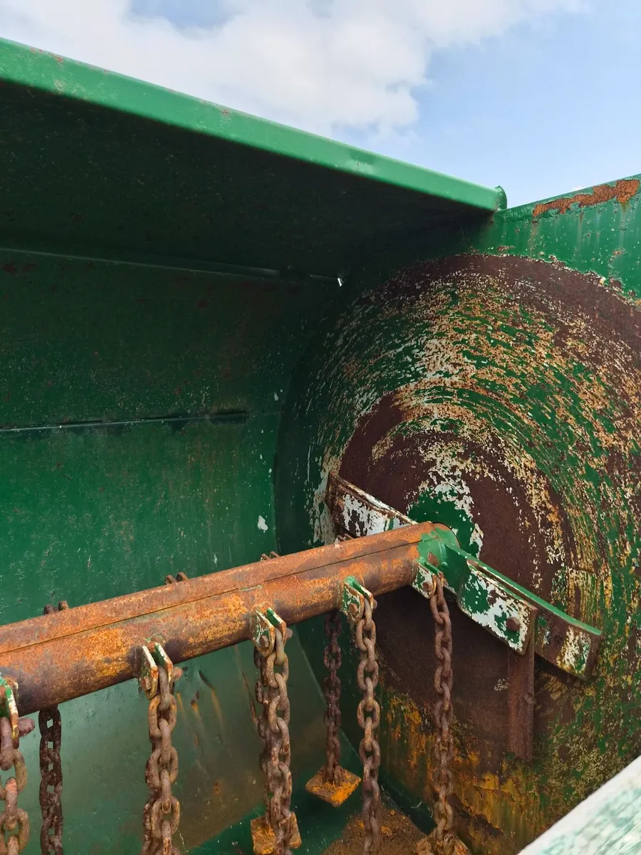 Dung spreader - Image 2