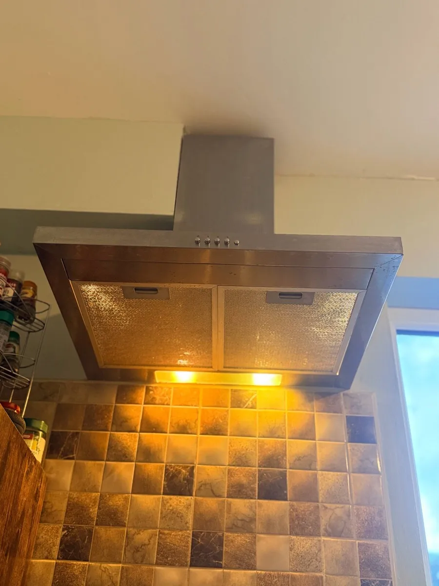 Stainless Steel Cooker Hood / Extractor Fan – 60cm - Image 3