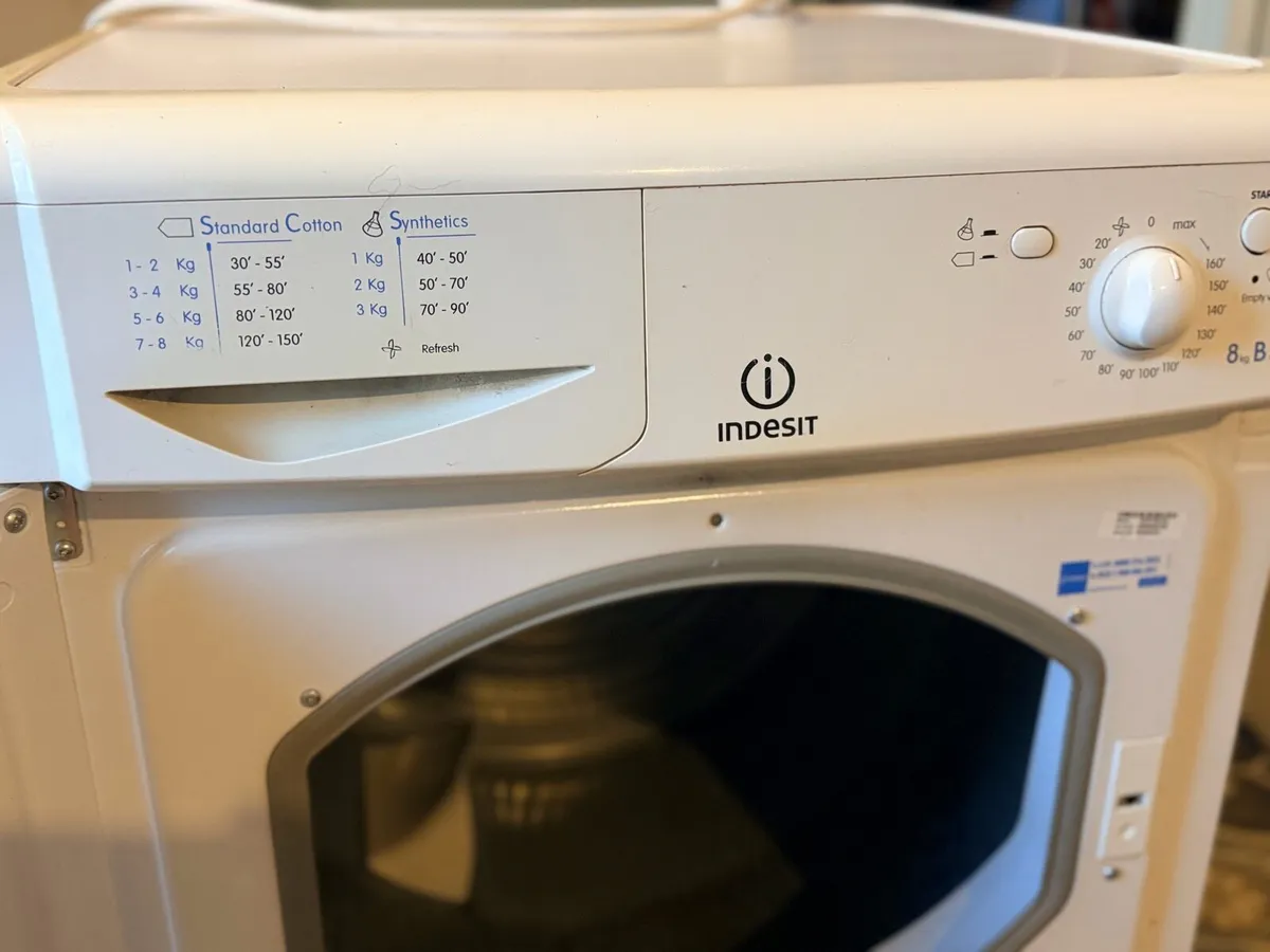 Indesit 8kg Condenser Tumble Dryer - Image 4