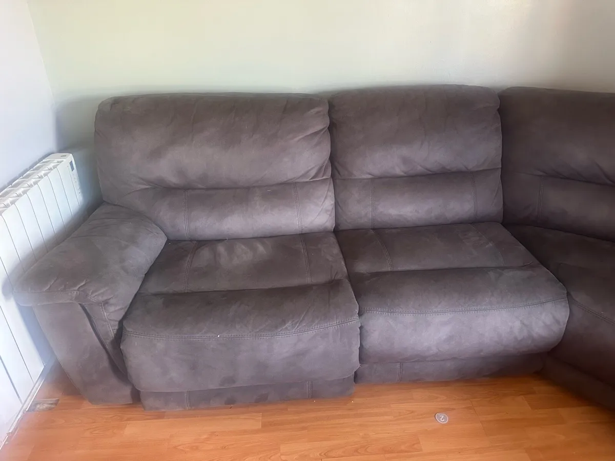 Couch - Image 3