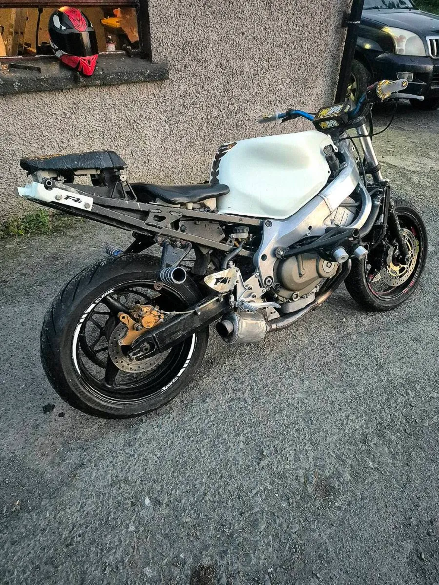 Honda CBR f4i - Image 1