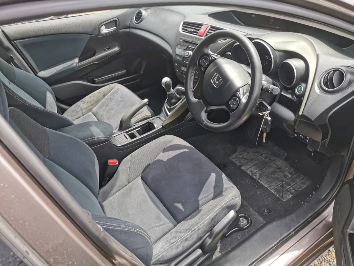142  Honda Civic Diesel Tourer - Image 4