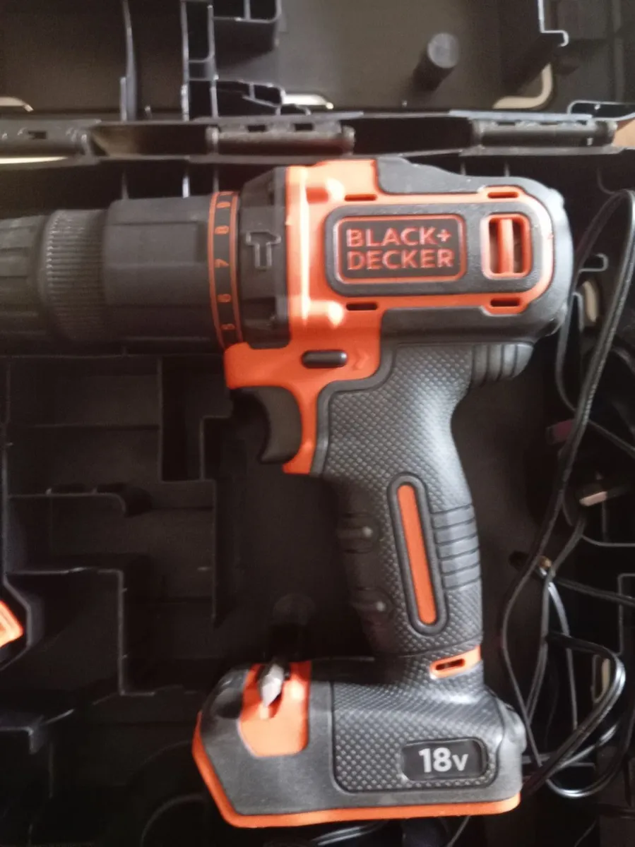 Drill BLACK&DECKER CORDLESS-BRAND NEW - Image 3