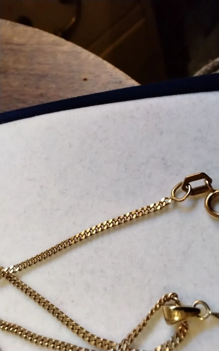 9ct yellow gold star pendant. 8.61g - Image 3