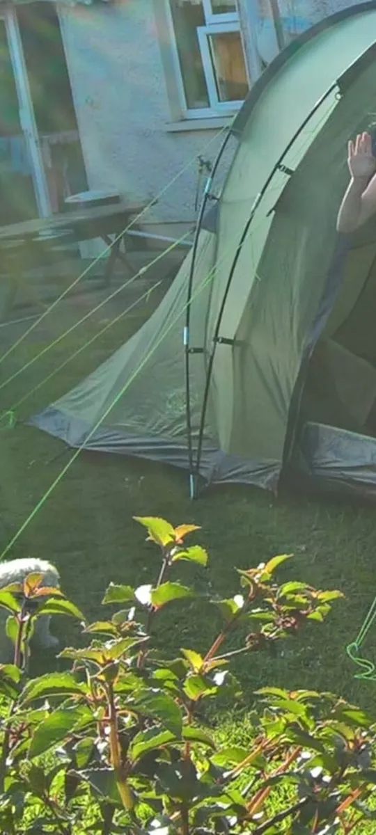 8 man tent - Image 3
