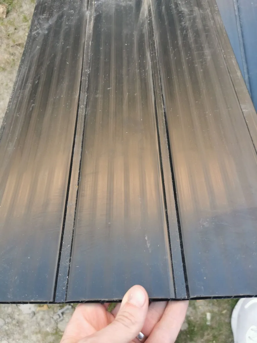 Soffit and vent - Image 2