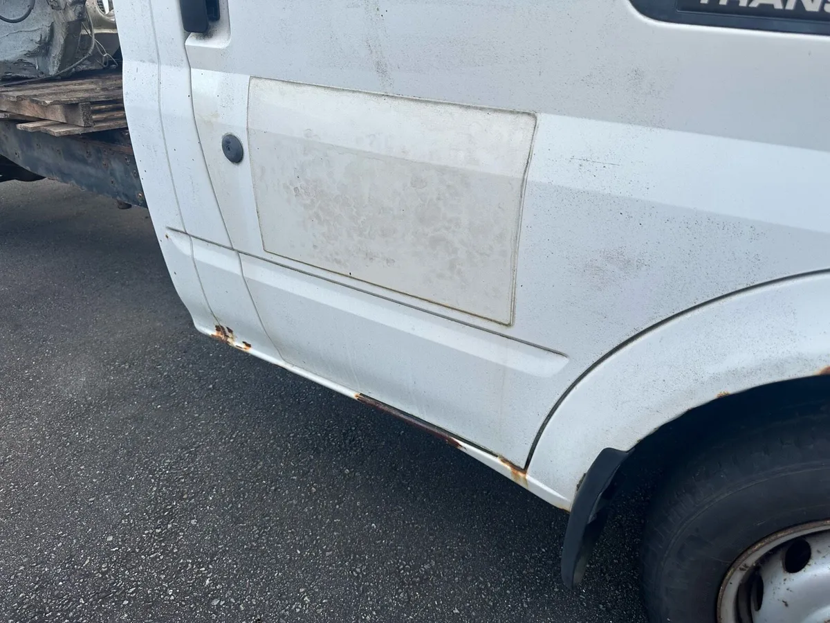 Ford Transit Chassis Cab - Image 2