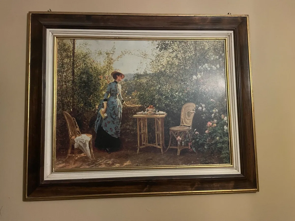 Beautiful framed pictures. - Image 1