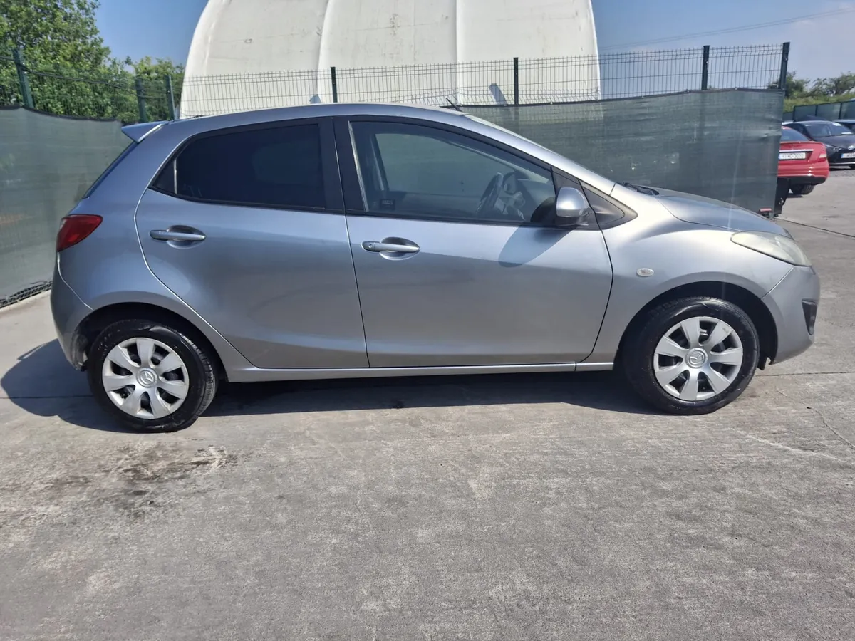 2013 Mazda demio  Automatic 65km - Image 2