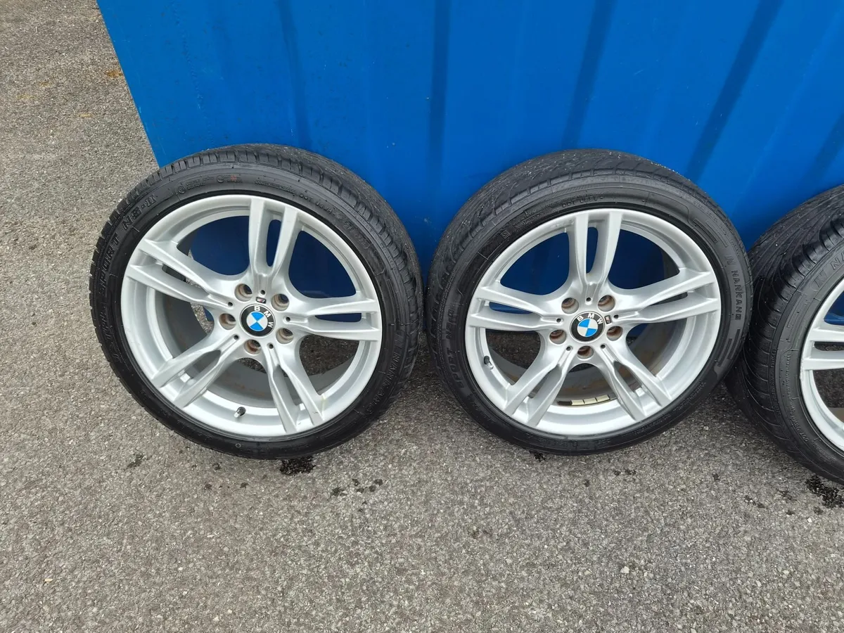 18" Genuine 400M M- Sport Alloy Wheels - Image 2