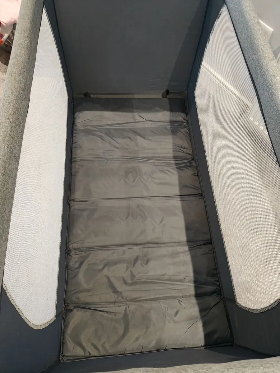 Travel Cot - Image 2