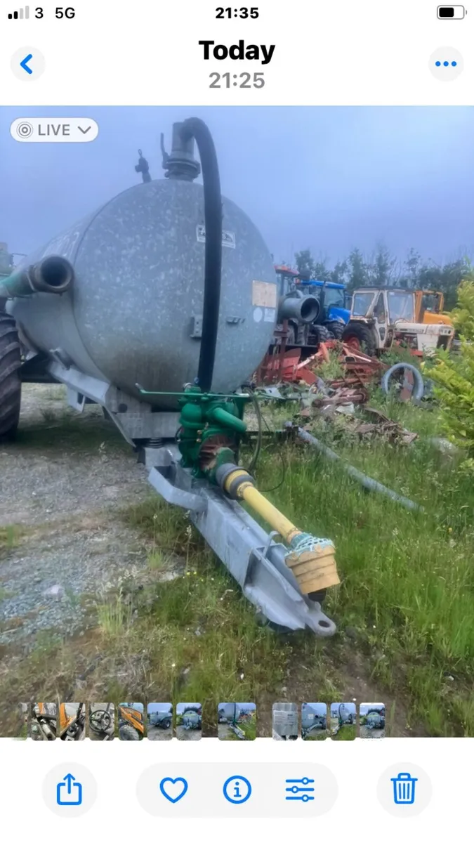V tank - Image 1