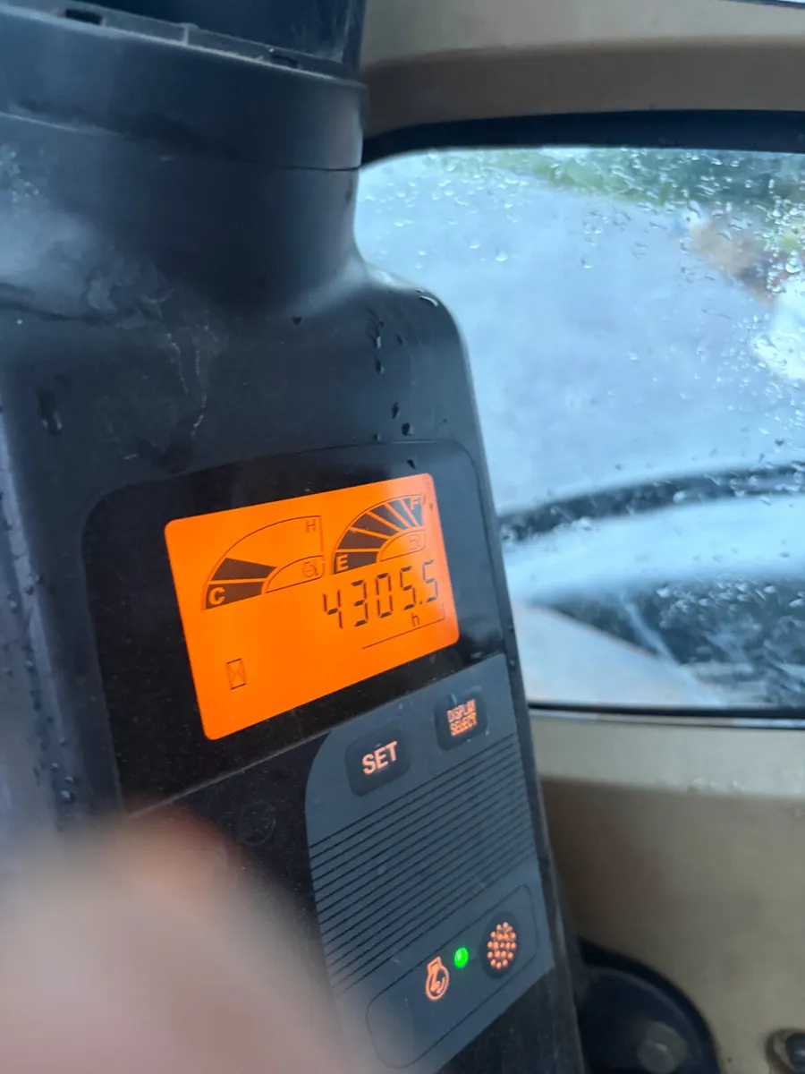 Hitachi zaxis 65 usb -5 for sale - Image 4