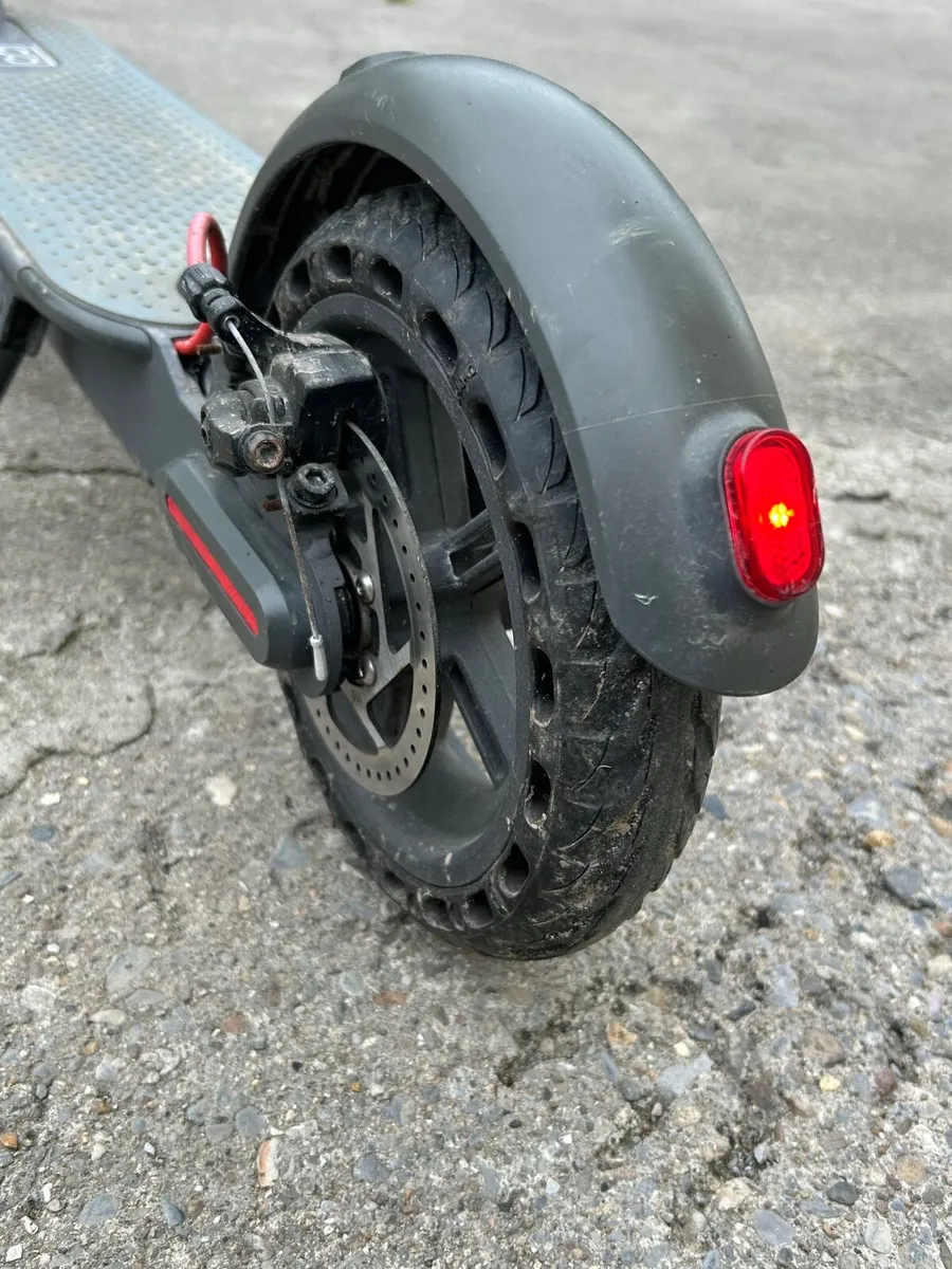 E-scooters €400 for the 3 - Image 2