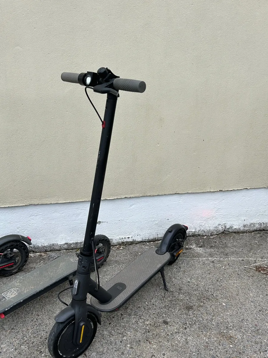 E-scooters €400 for the 3 - Image 4