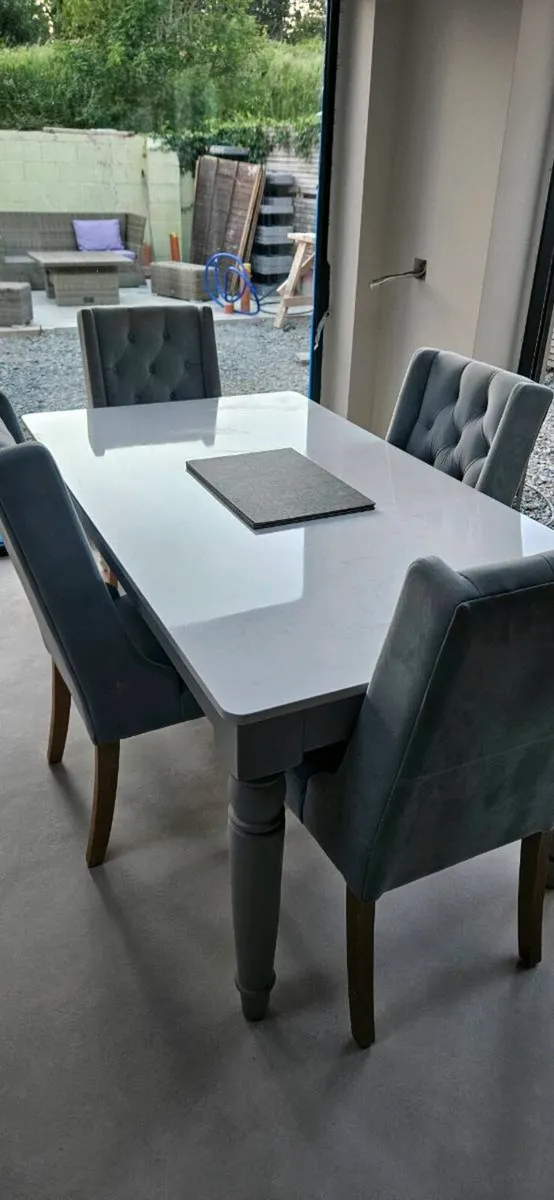 Dining Table & Chairs - Image 1