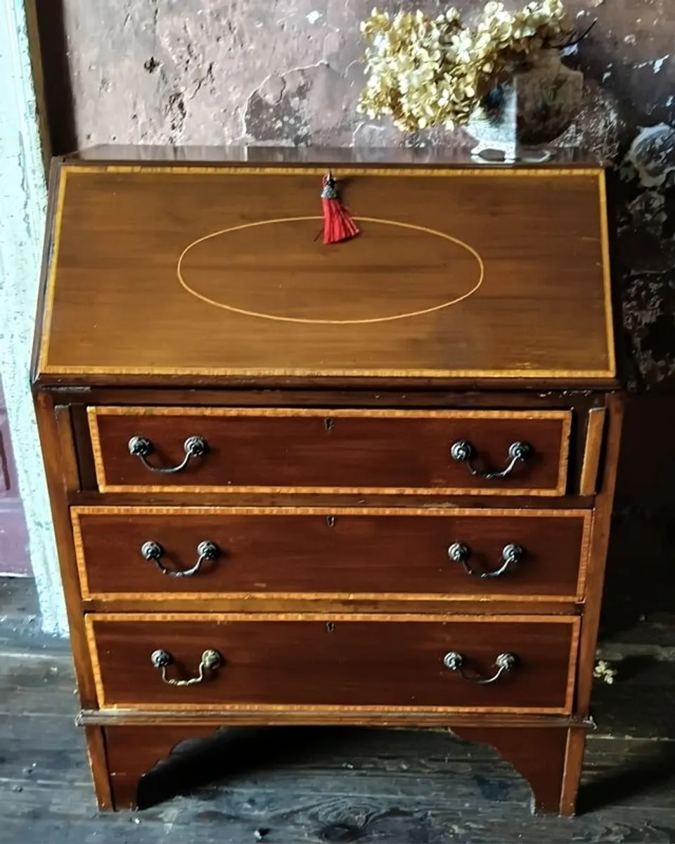 A Sheraton style inlaid mahogany Desk Bureau - Image 1