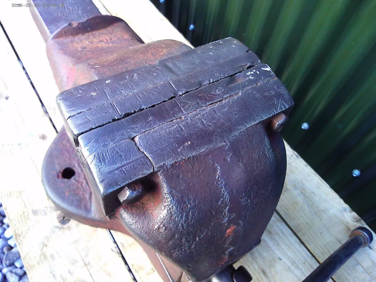 Vice (for repair) - Image 3