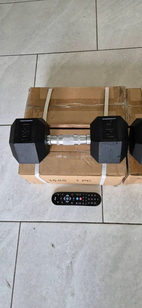 Brand new 2x15kilo hex dumbbells weight set - Image 1