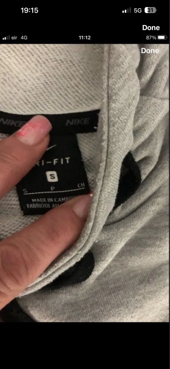 Mens Nike hoodie size S €10 - Image 2