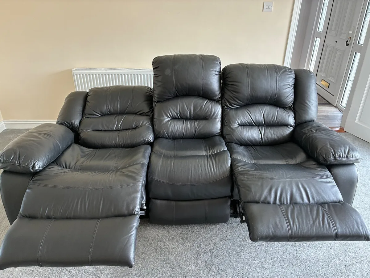 Genuine leather recliner couch - Image 2