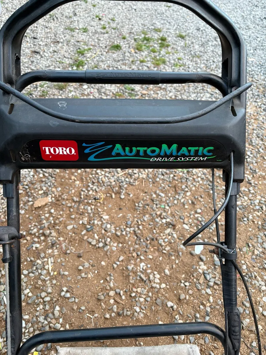 Self drive lawnmower won’t start lineup in shed - Image 4
