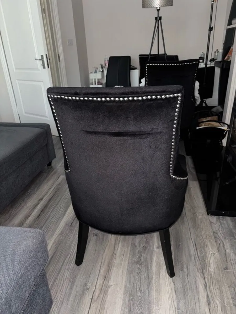 furn - Image 1