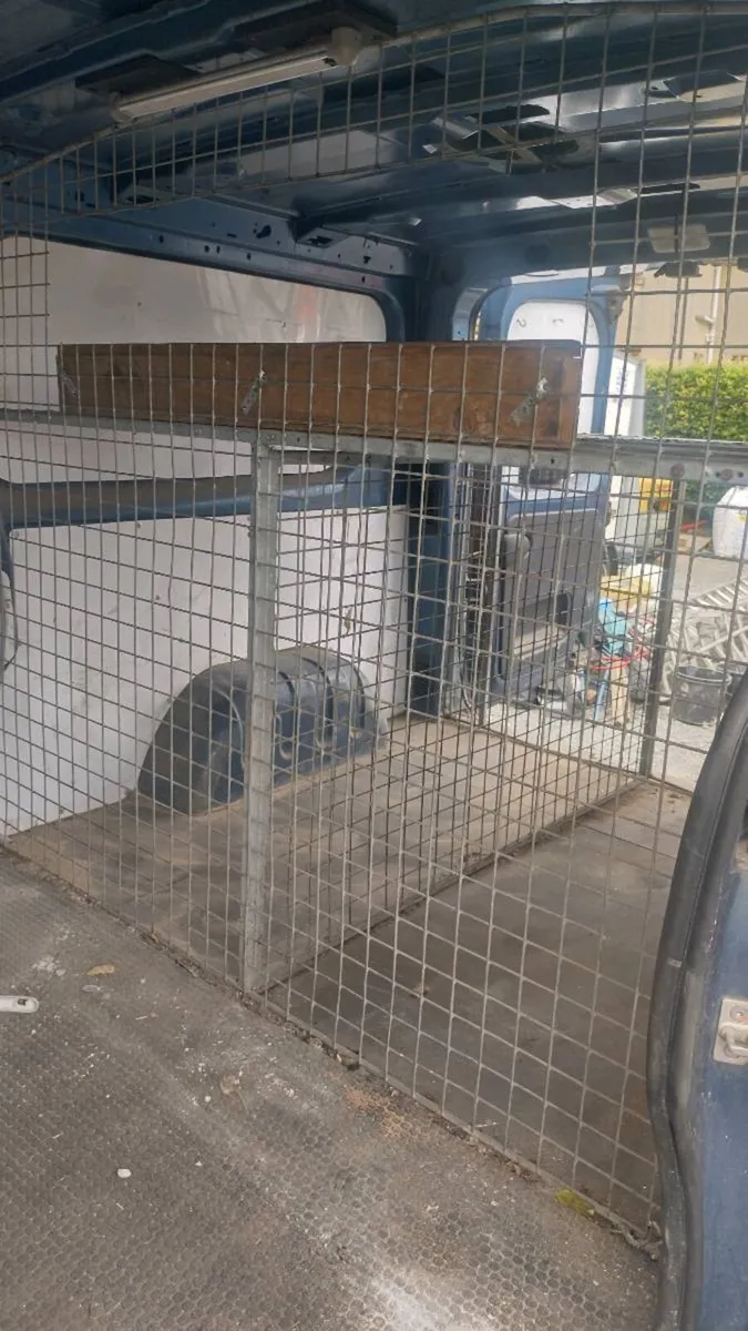 Van cage for dogs - Image 3