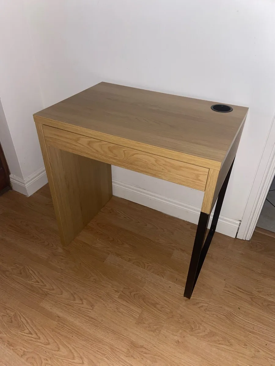 Small deal with drawer - Image 1
