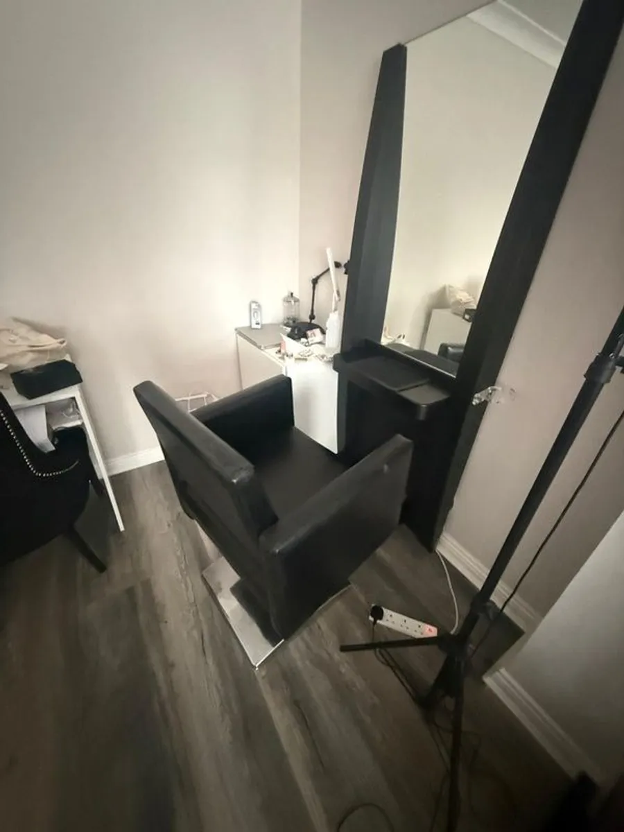 barber - Image 3