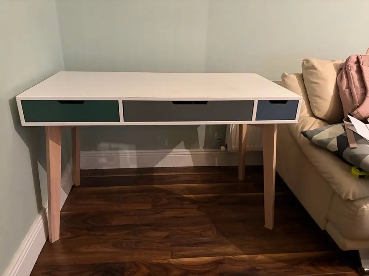 Desk - Image 1
