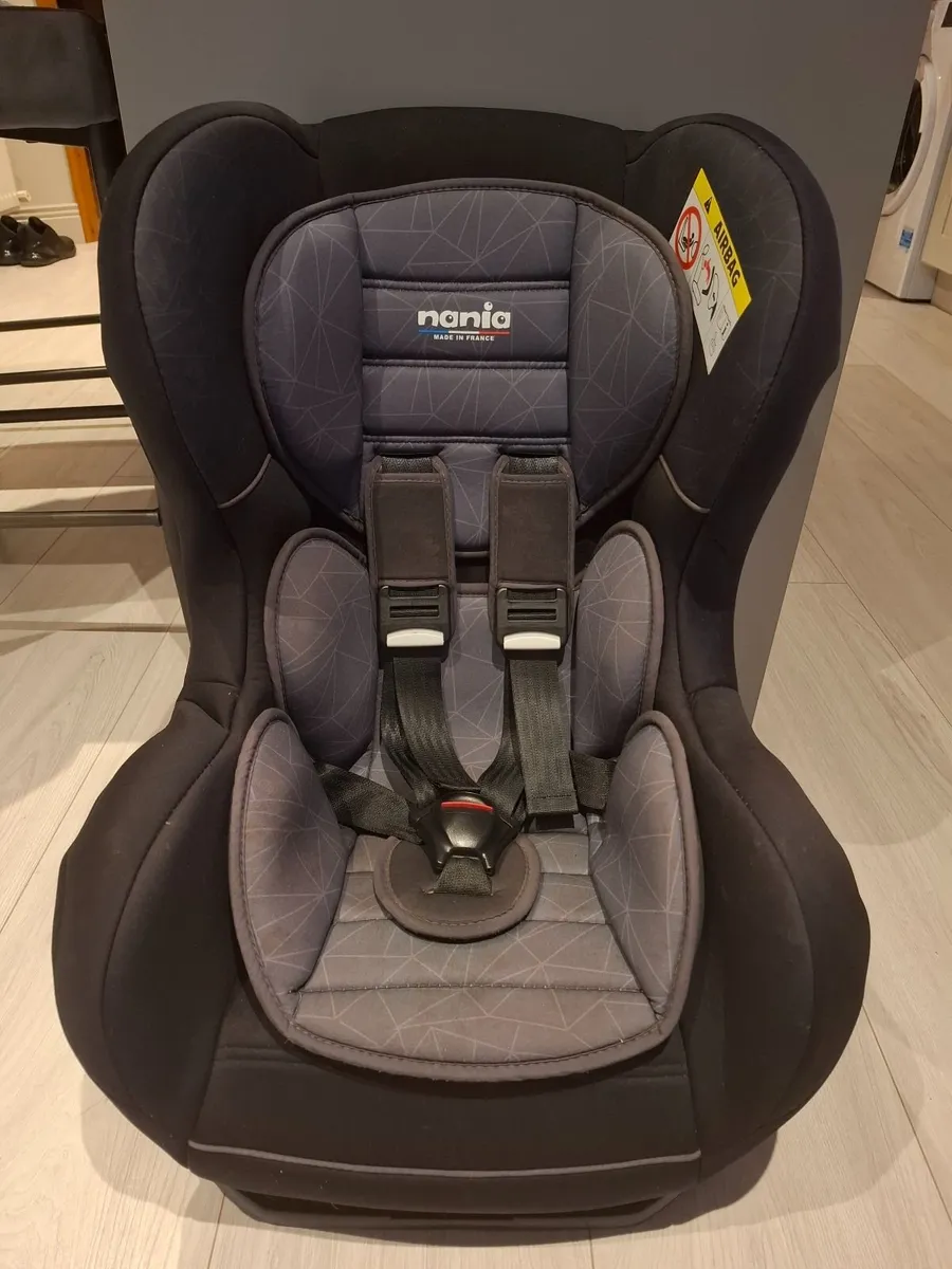 Toddlers car seat - Image 1