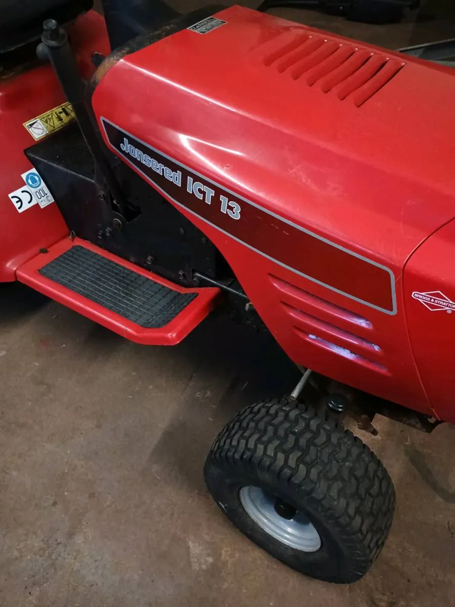Ride on lawnmower parts - Image 1