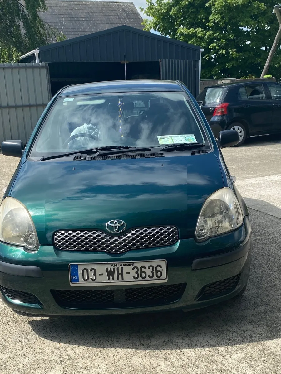 Toyota Yaris 2003 - Image 1
