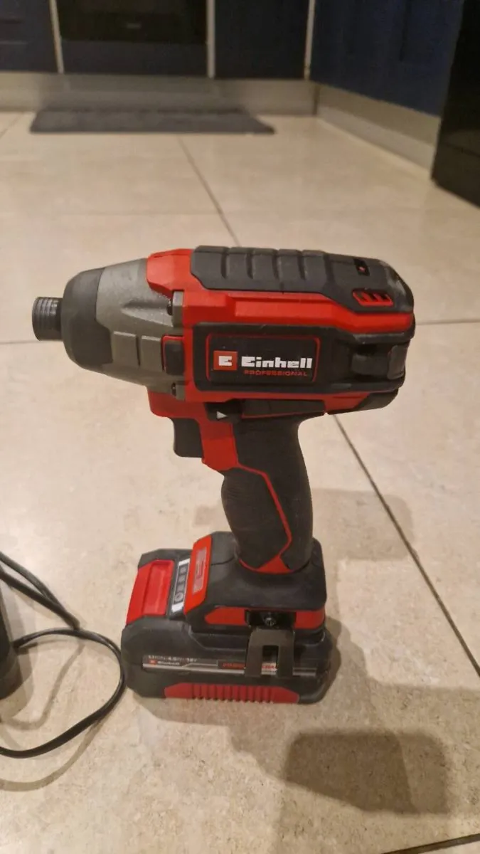 New Einhell 18v impact drill and 4amh battery and - Image 1