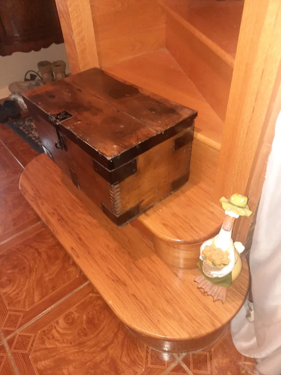 Vintage strong box - Image 4