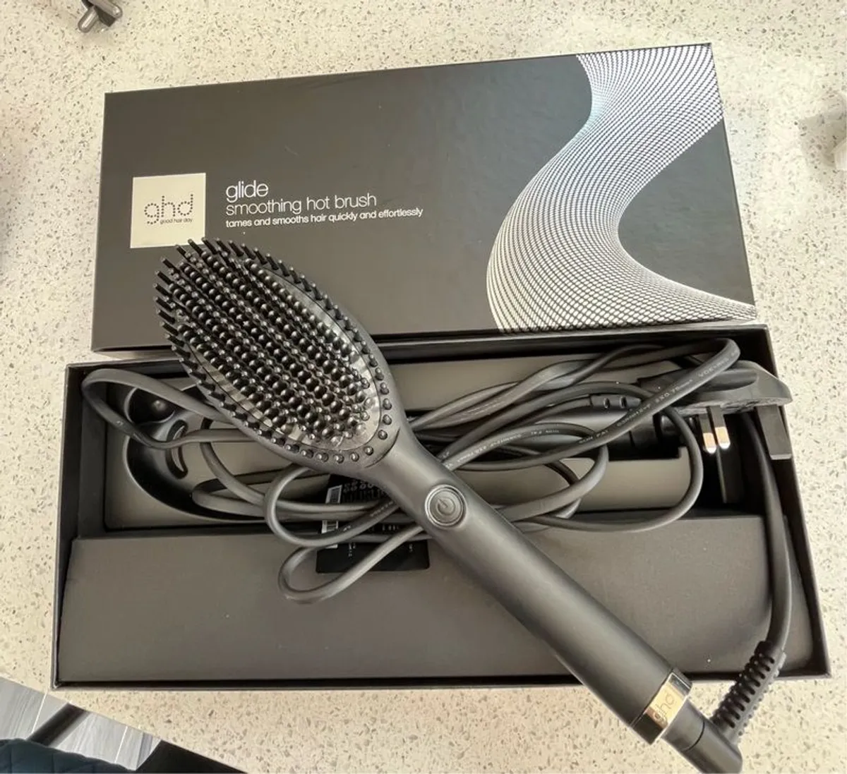 GHD glide smoothing hot brush - Image 1